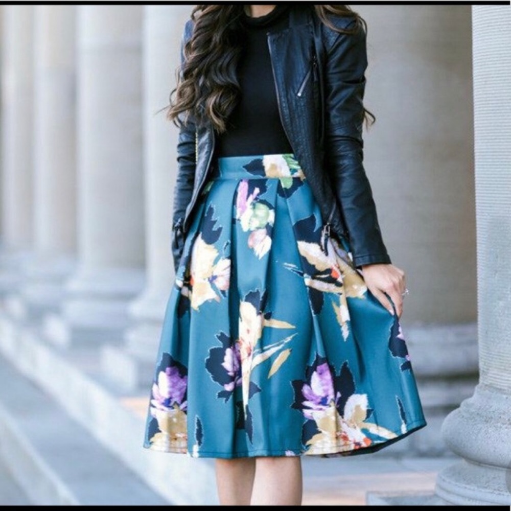 Chicwish Teal Floral Pleated Skirt